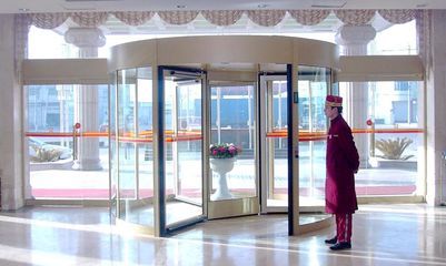 重慶市長茂裝飾材料 工業(yè)門產品的專業(yè)與創(chuàng)新